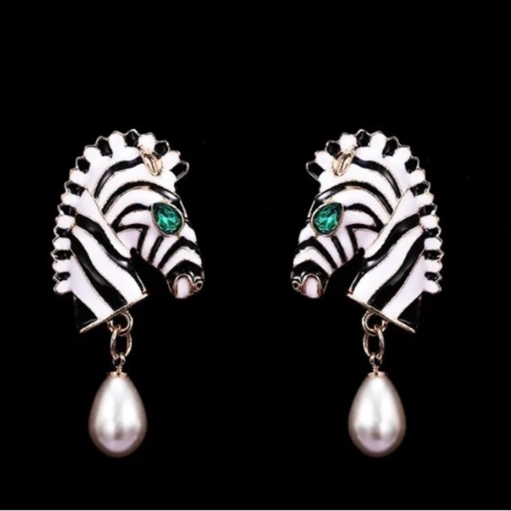 NEW ZEBRA HEAD DROP EARRINGS FASHION JEWELRY PEARL